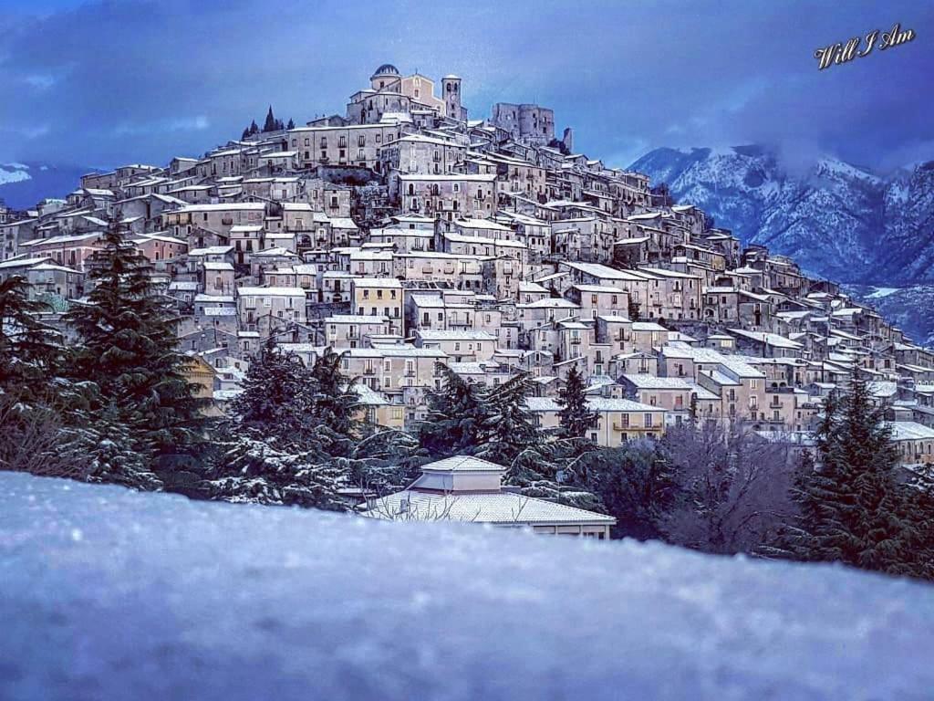 Al Castello Maison d'hôtes *