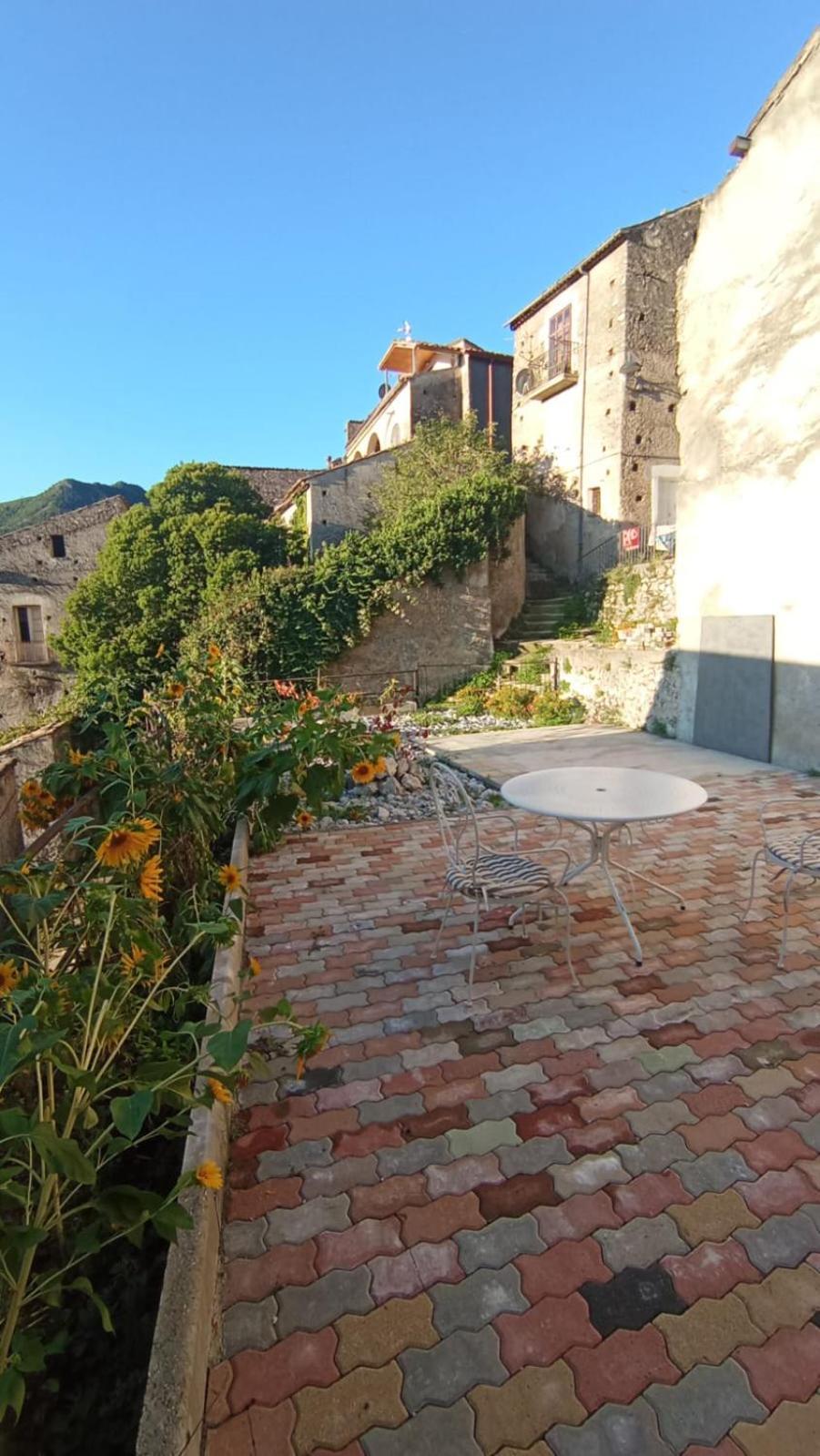 Al Castello Maison d'hôtes *